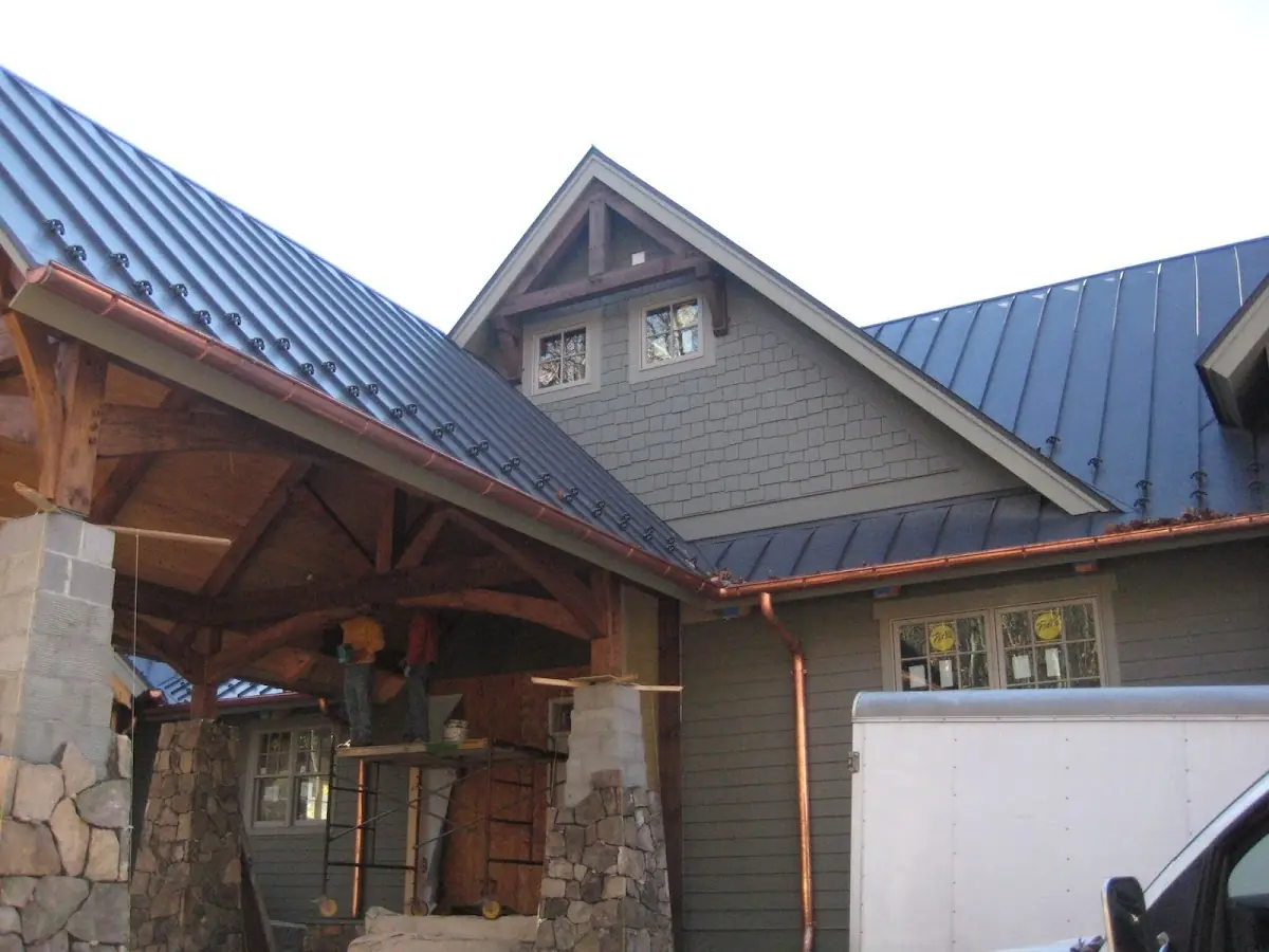 Craftsman Roofing team delivering quality roofing work in Arbour Manor